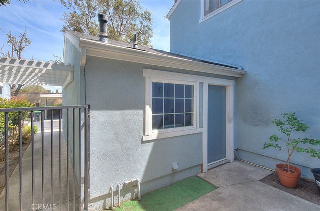 700 E Lake Drive E 7, Orange, CA 92866