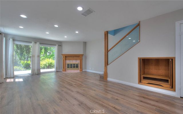 700 E Lake Drive E 7, Orange, CA 92866