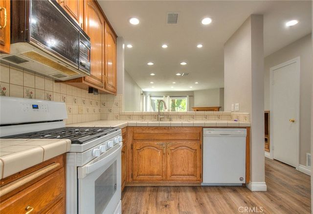 700 E Lake Drive E 7, Orange, CA 92866