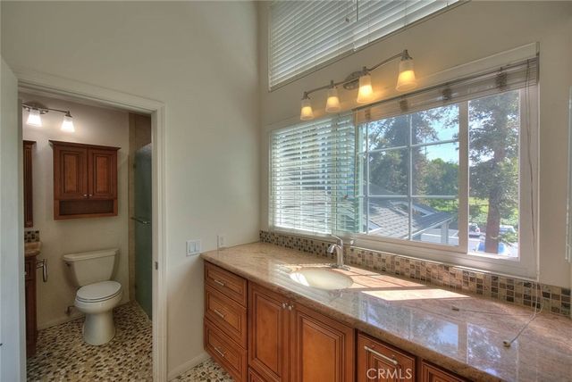 700 E Lake Drive E 7, Orange, CA 92866