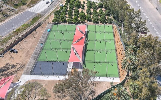 700 E Lake Drive E 7, Orange, CA 92866