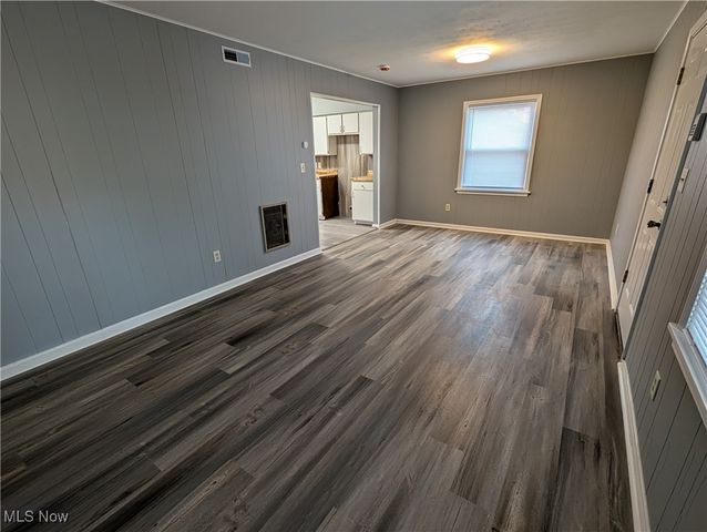 2289 Bailey Road, Cuyahoga Falls, OH 44221