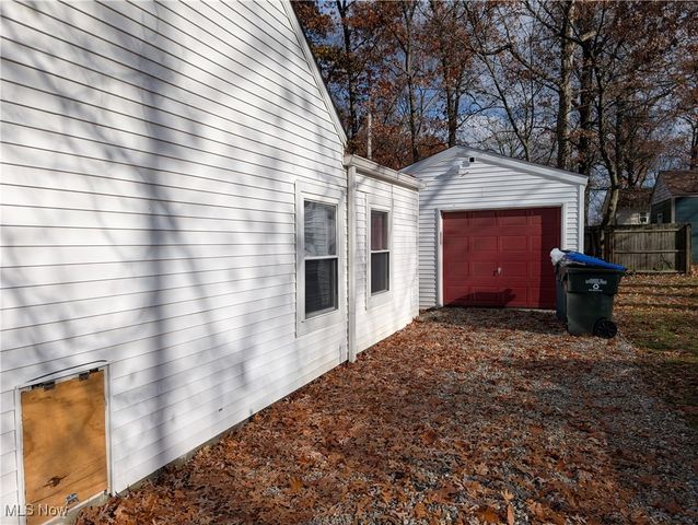 2289 Bailey Road, Cuyahoga Falls, OH 44221