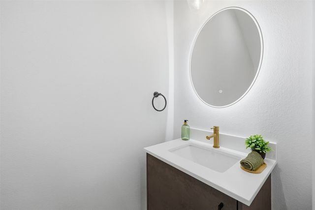 2214 Annex Avenue 105, Dallas, TX 75204