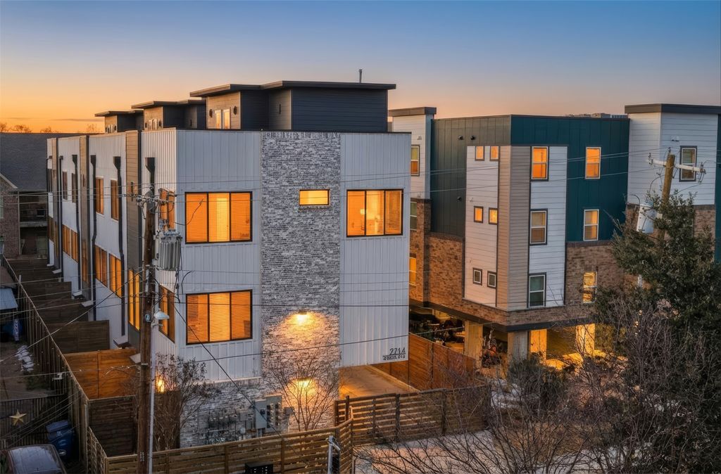 2214 Annex Avenue 105, Dallas, TX 75204