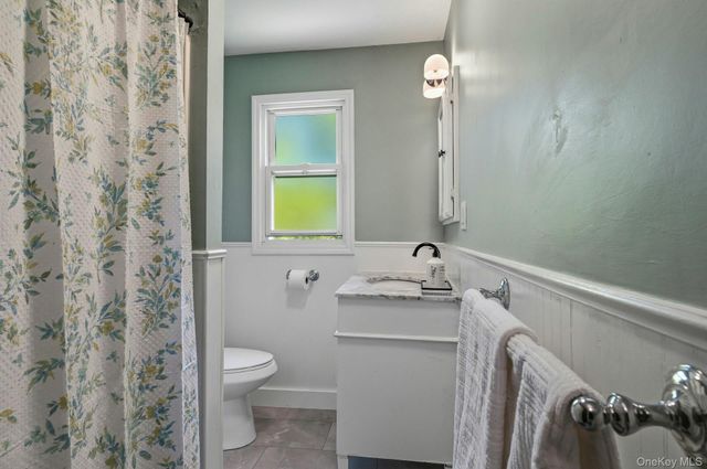185 Cedar Avenue, Patchogue, NY 11772