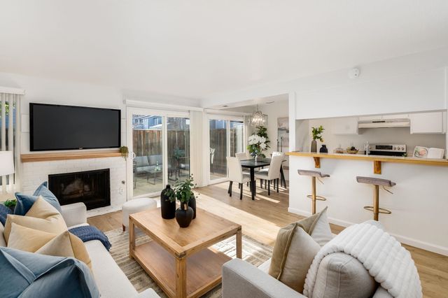 218 Ashley Cir, Danville, CA 94526