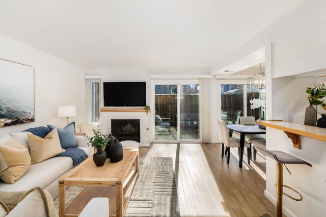 218 Ashley Cir, Danville, CA 94526