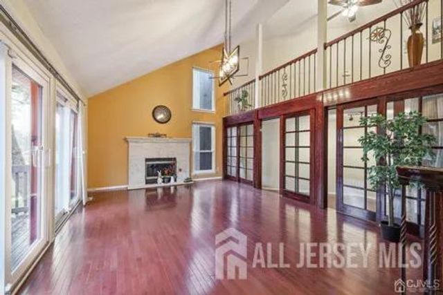 232 Westgate Drive, Edison, NJ 08820