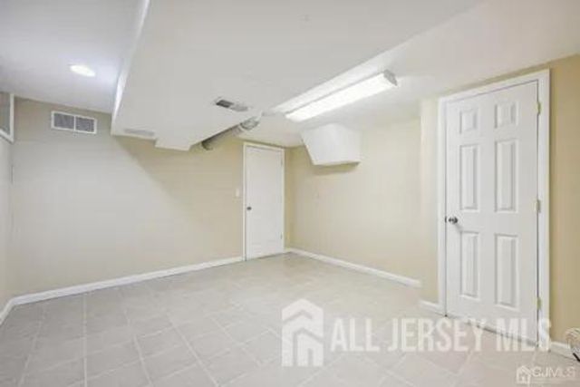 232 Westgate Drive, Edison, NJ 08820