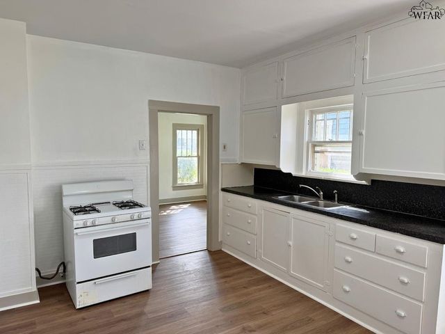 1810 7TH STREET, Wichita Falls, TX 76309