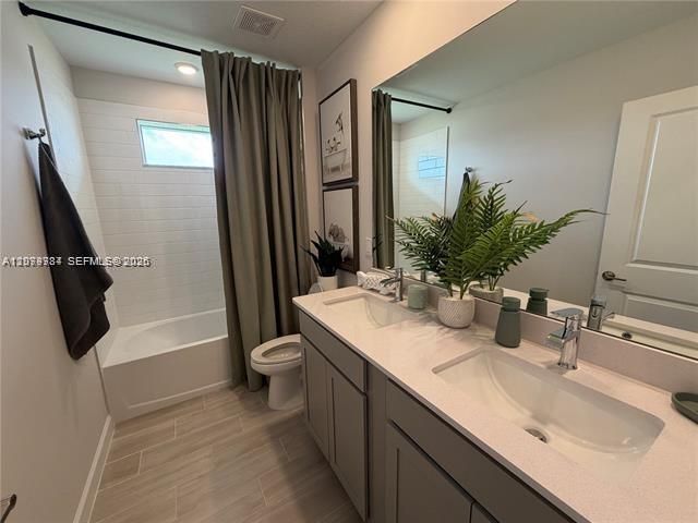 19861 Whispering Creek Road 225, Loxahatchee, FL 33470
