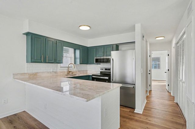 206 56th Ave. N, North Myrtle Beach, SC 29582