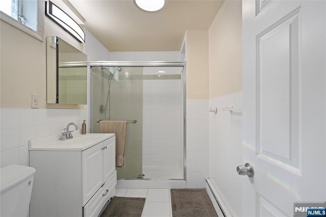 323 John Street, Harrison, NJ 07029