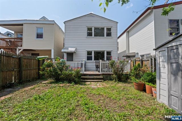 323 John Street, Harrison, NJ 07029