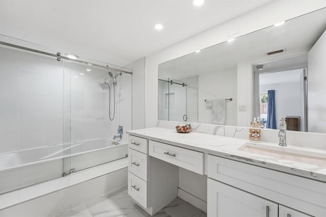 602 Executive Center Drive Unit 105, West Palm Beach, FL 33401