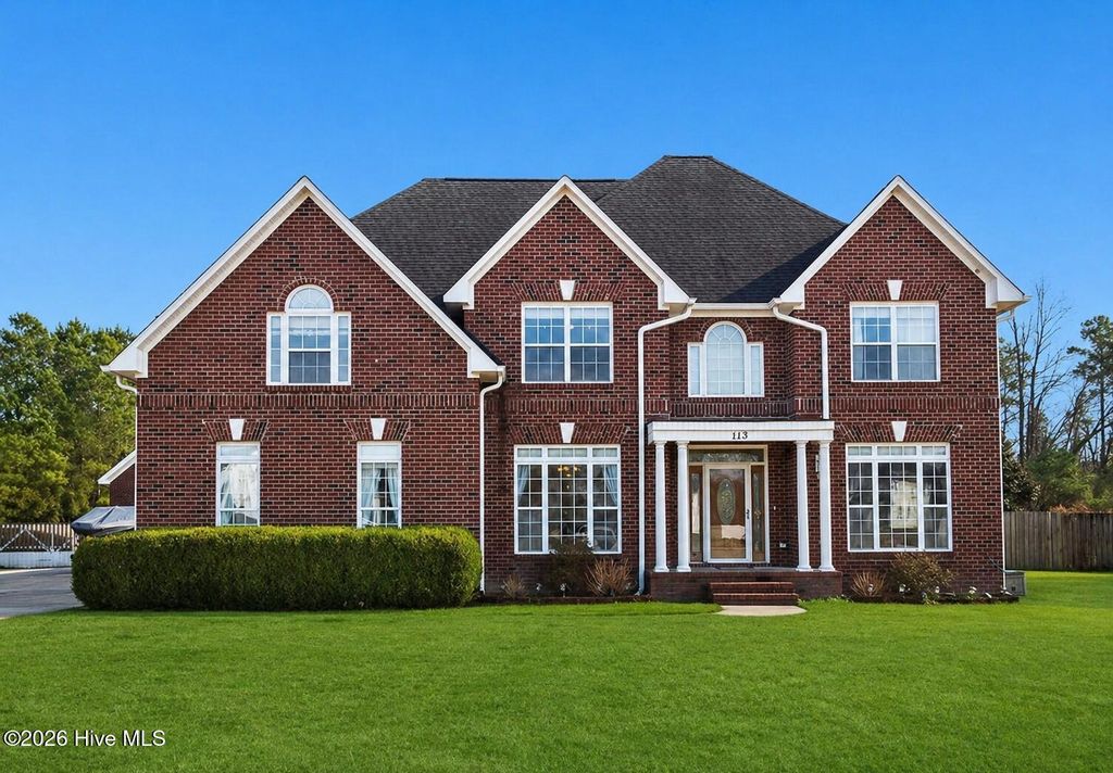 113 Pleasant Court, Jacksonville, NC 28540