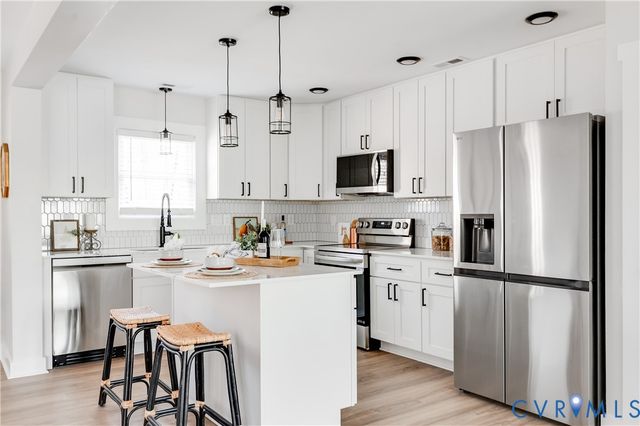 10298 Jamestown Rd, Ashland, VA 23005