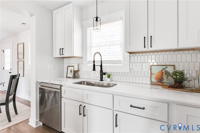 10298 Jamestown Rd, Ashland, VA 23005