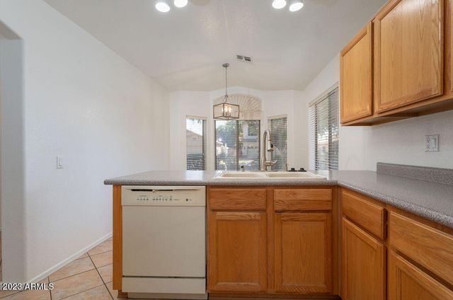 1452 W BLUE RIDGE Way, Chandler, AZ 85248