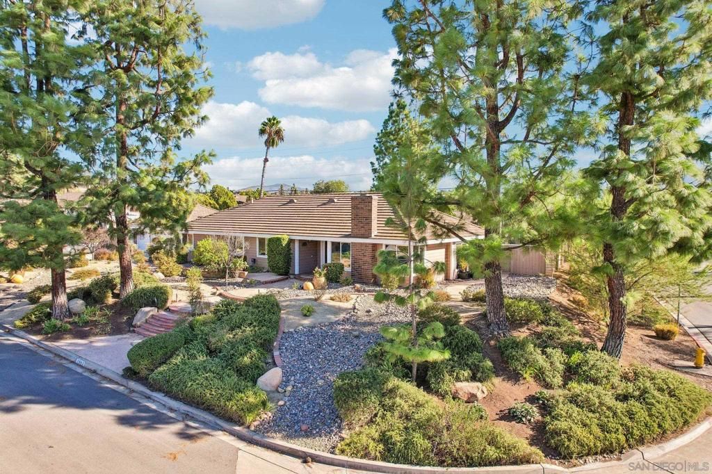 1963 Janich Ranch Ct, El Cajon, CA 92019 — photo 2