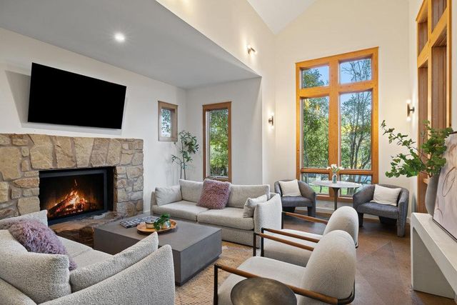 10908 River Terrace CIR, Austin, TX 78733