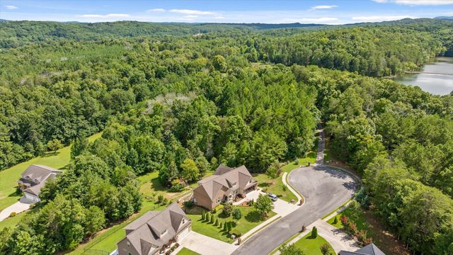 61 Blue Herron Drive, Rock Spring, GA 30739