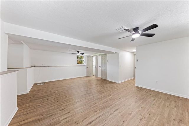 206 E 12th Street, Lawson, MO 64062