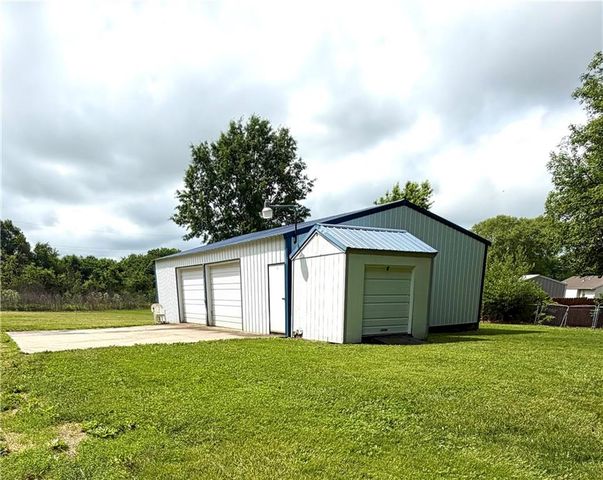 206 E 12th Street, Lawson, MO 64062