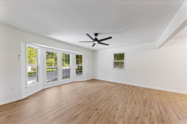 206 E 12th Street, Lawson, MO 64062