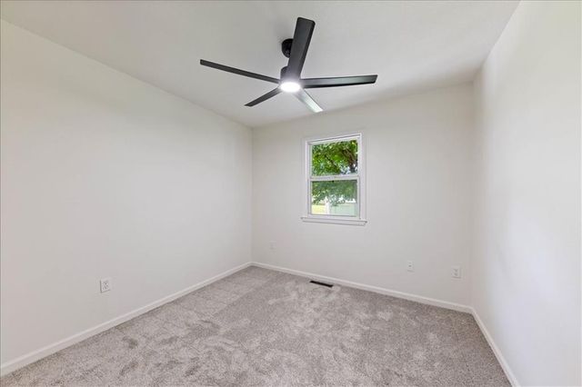 206 E 12th Street, Lawson, MO 64062