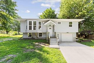 206 E 12th Street, Lawson, MO 64062