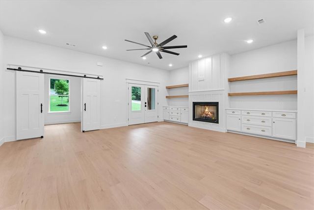 26 Henry Lane, Bella Vista, AR 72715