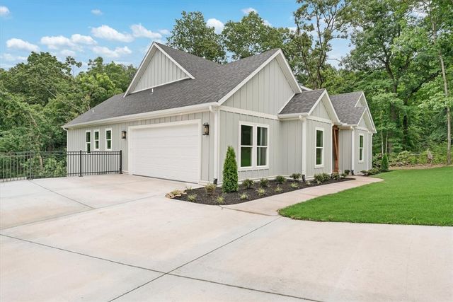 26 Henry Lane, Bella Vista, AR 72715