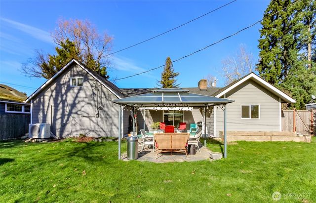 26134 108th Avenue SE, Kent, WA 98030