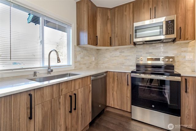 26134 108th Avenue SE, Kent, WA 98030