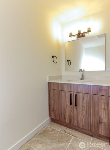 26134 108th Avenue SE, Kent, WA 98030