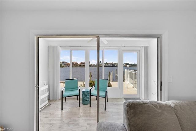 1714 Bikini CT 105, Cape Coral, FL 33904