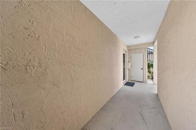 1714 Bikini CT 105, Cape Coral, FL 33904