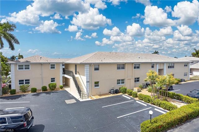 1714 Bikini CT 105, Cape Coral, FL 33904