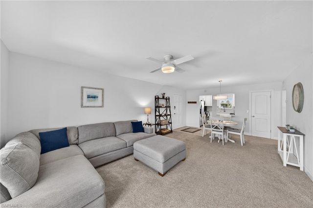 1714 Bikini CT 105, Cape Coral, FL 33904