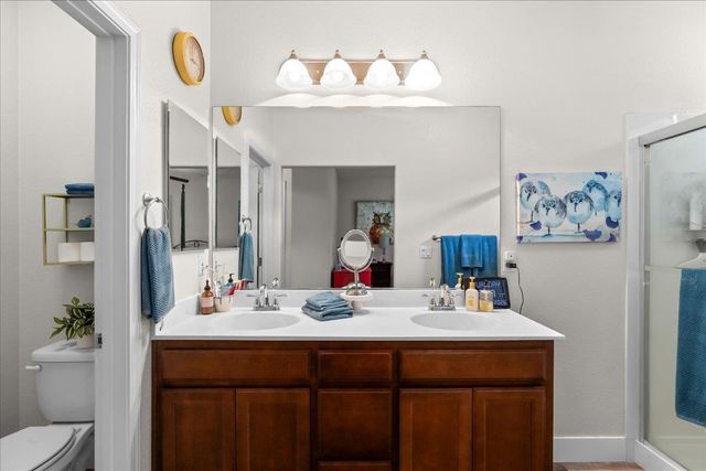 1738 Adams Creek Way, Oakdale, CA 95361