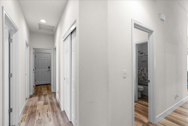 1738 Adams Creek Way, Oakdale, CA 95361