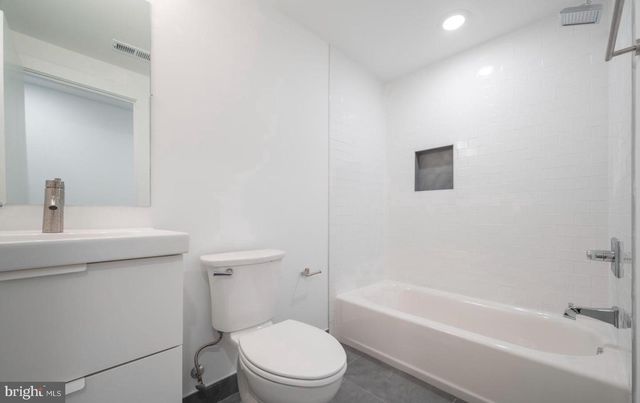 727 N 39TH ST, Philadelphia, PA 19104