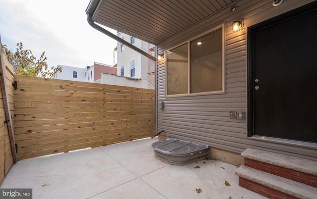 727 N 39TH ST, Philadelphia, PA 19104