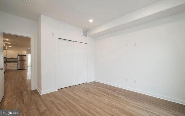 727 N 39TH ST, Philadelphia, PA 19104