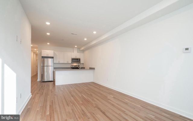 727 N 39TH ST, Philadelphia, PA 19104