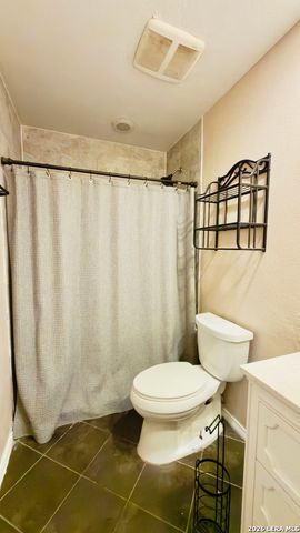 5659 Wood Oak, San Antonio, TX 78233