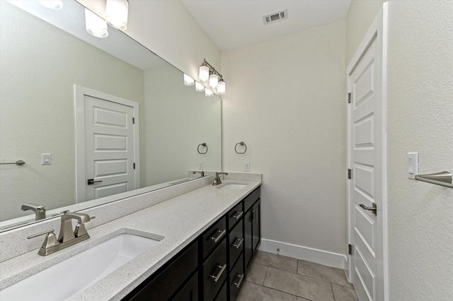 2903 Davis CV, Lago Vista, TX 78645