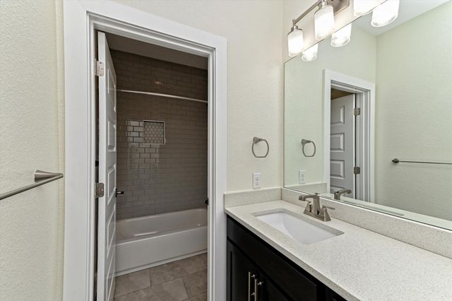 2903 Davis CV, Lago Vista, TX 78645